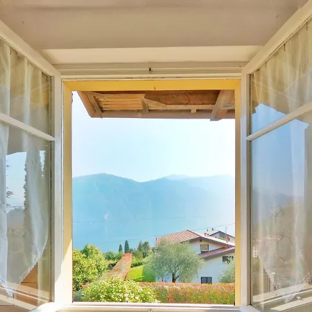 Casa La Rosa 4*