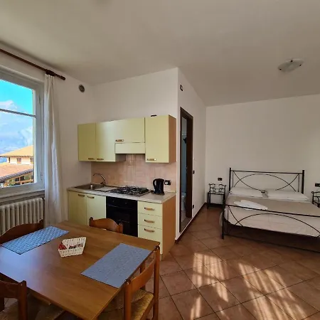 Casa La Rosa Lägenhetshotell Bellagio
