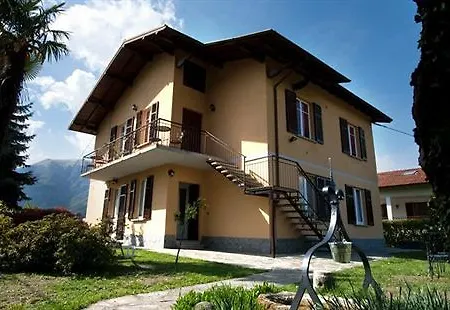 Casa La Rosa Aparthotel 4*