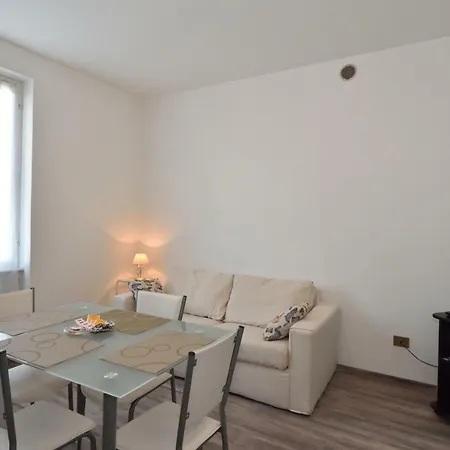 Casa La Rosa Aparthotel 4*