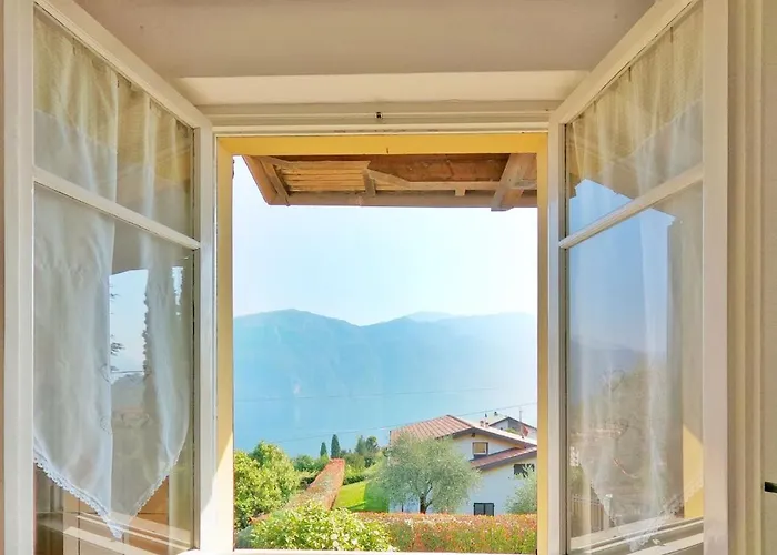 Casa La Rosa 4*